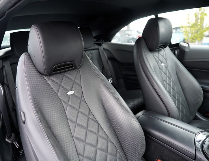 Mercedes-Benz Třídy E 32