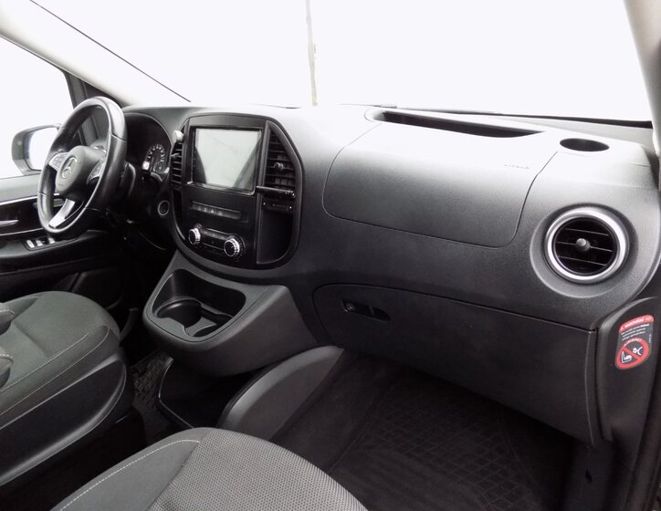 Mercedes-Benz Vito 15