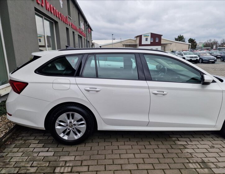 Škoda Octavia Kombi 2,0 l 110 kw