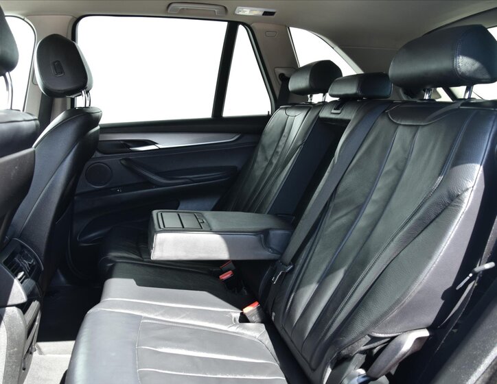 BMW X5 SUV / Terénní 3,0 l 204 kw