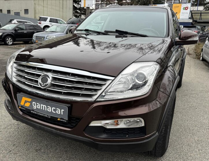 SsangYong Rexton SUV / Terénní 2,0 l 114 kw