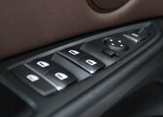 BMW X5 SUV / Terénní 2,0 l 160 kw