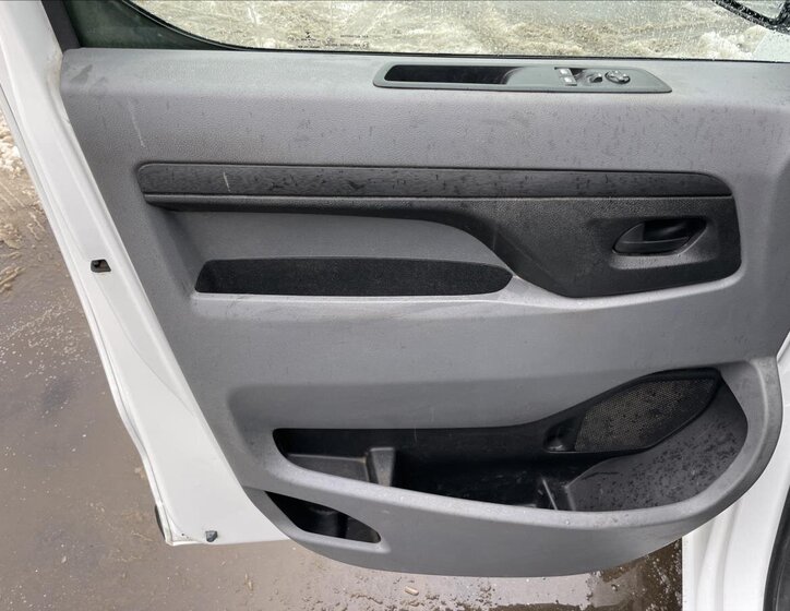 Opel Vivaro Ostatní 2,0 l 106 kw