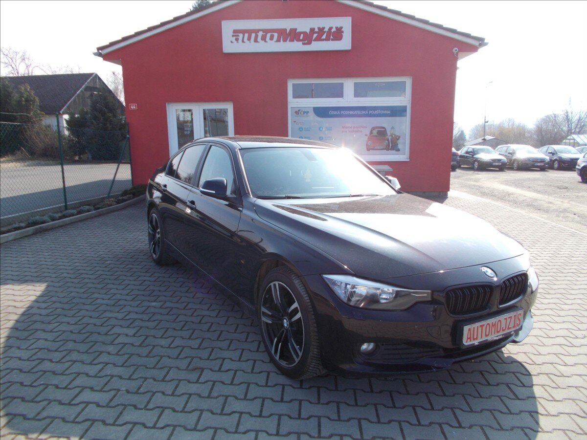 BMW Řada 3 Sedan / Limuzína 2,0 l 135 kw