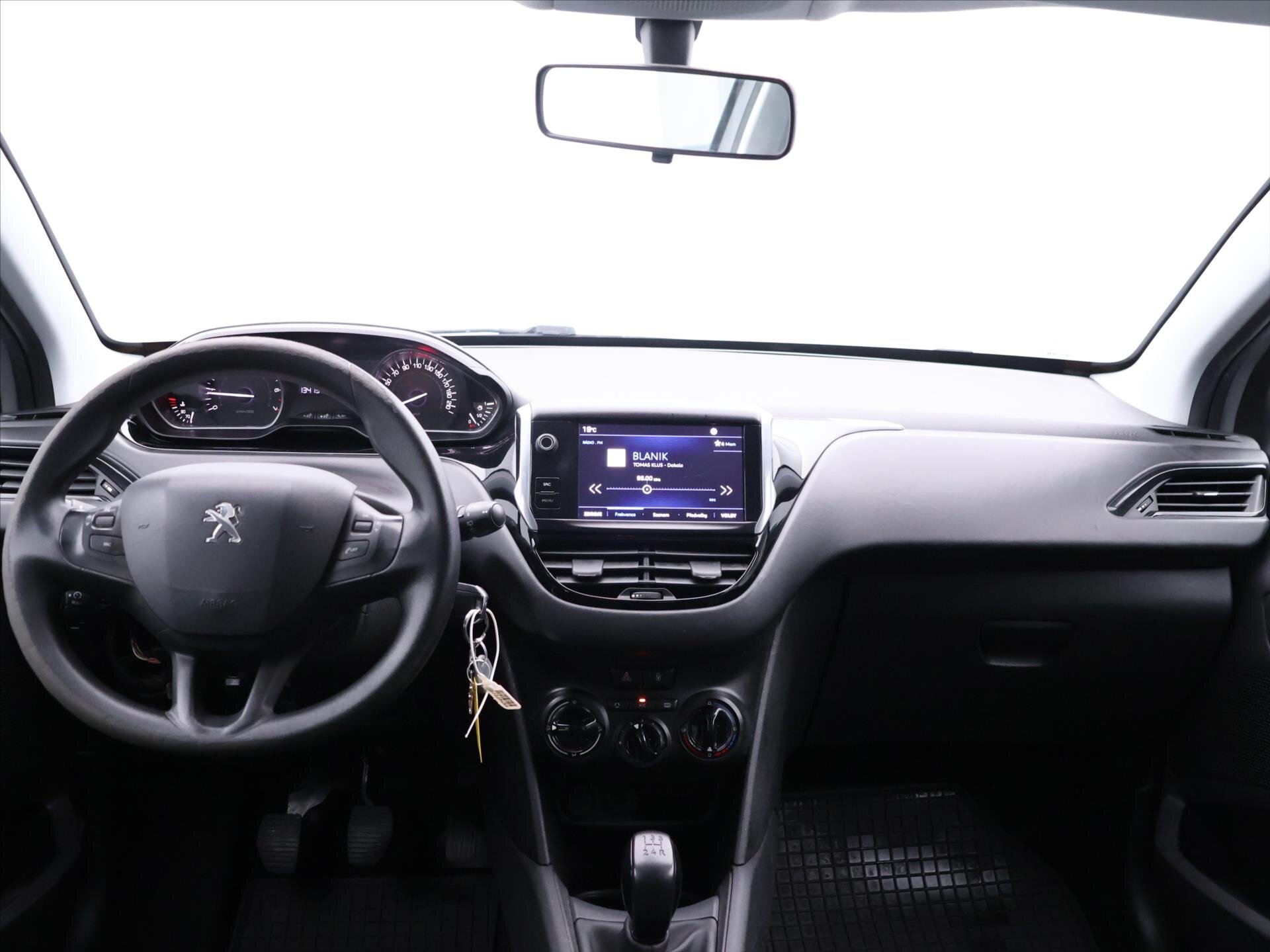 Peugeot 208 Hatchback 1,2 l 60 kw