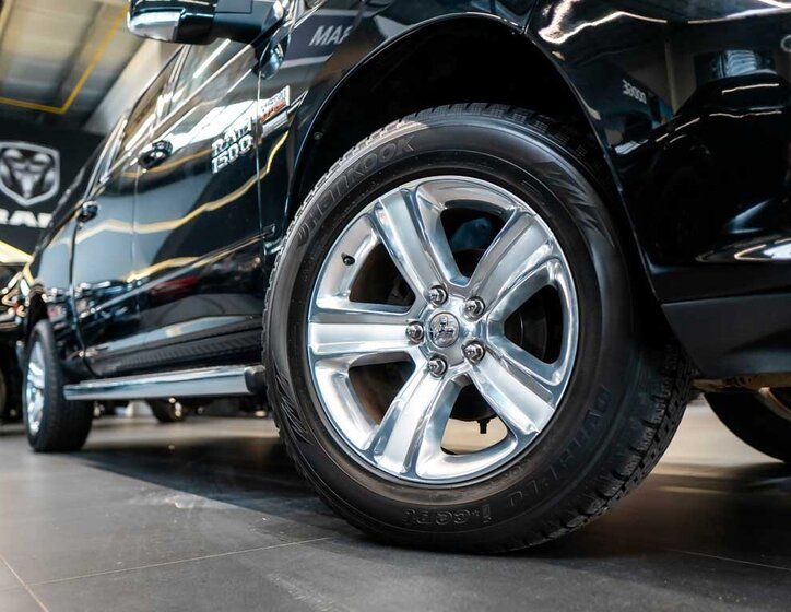 Dodge RAM Pick-up 5,7 l 286 kw