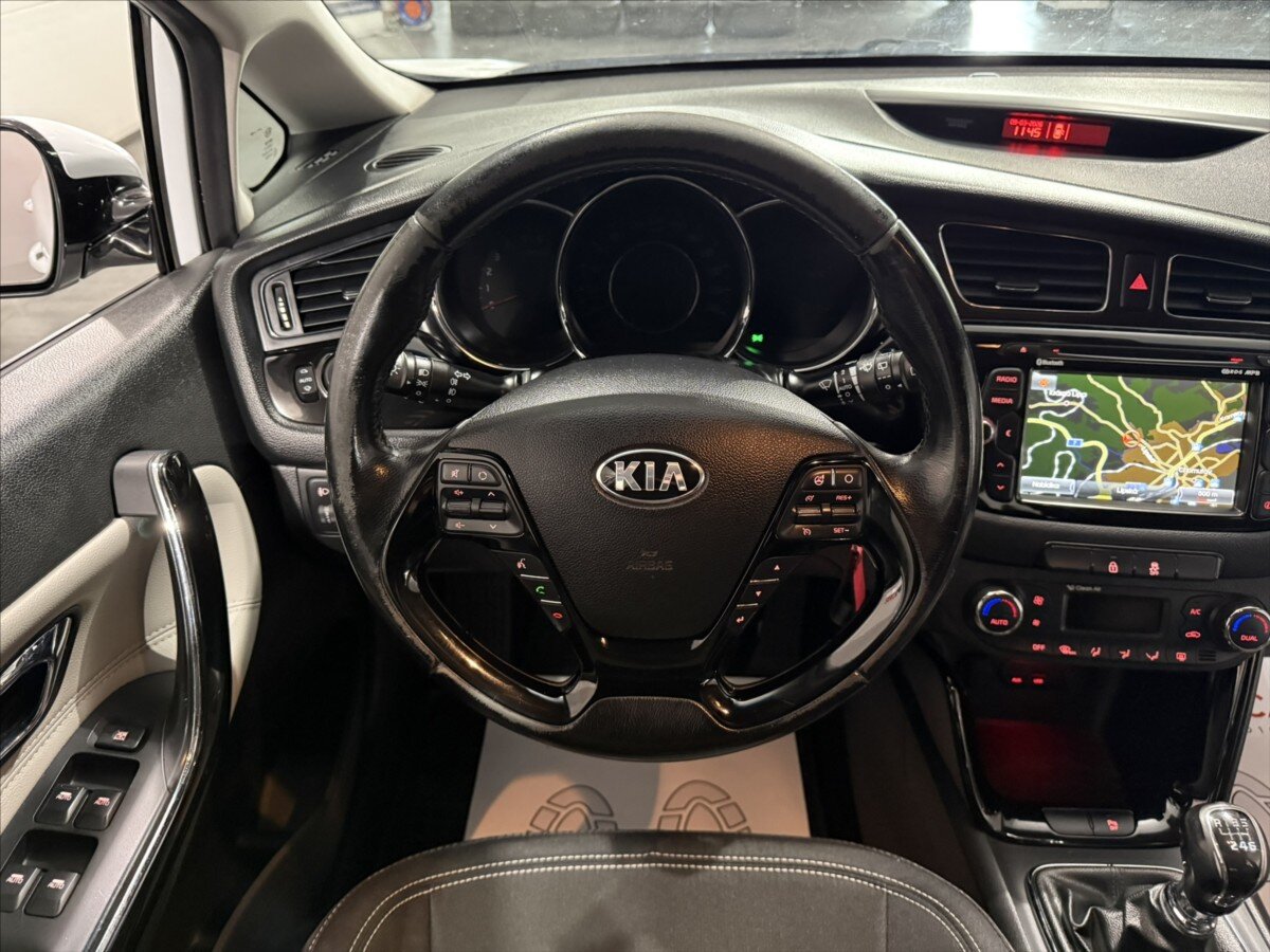 KIA Ceed Hatchback 1,6 l 94 kw