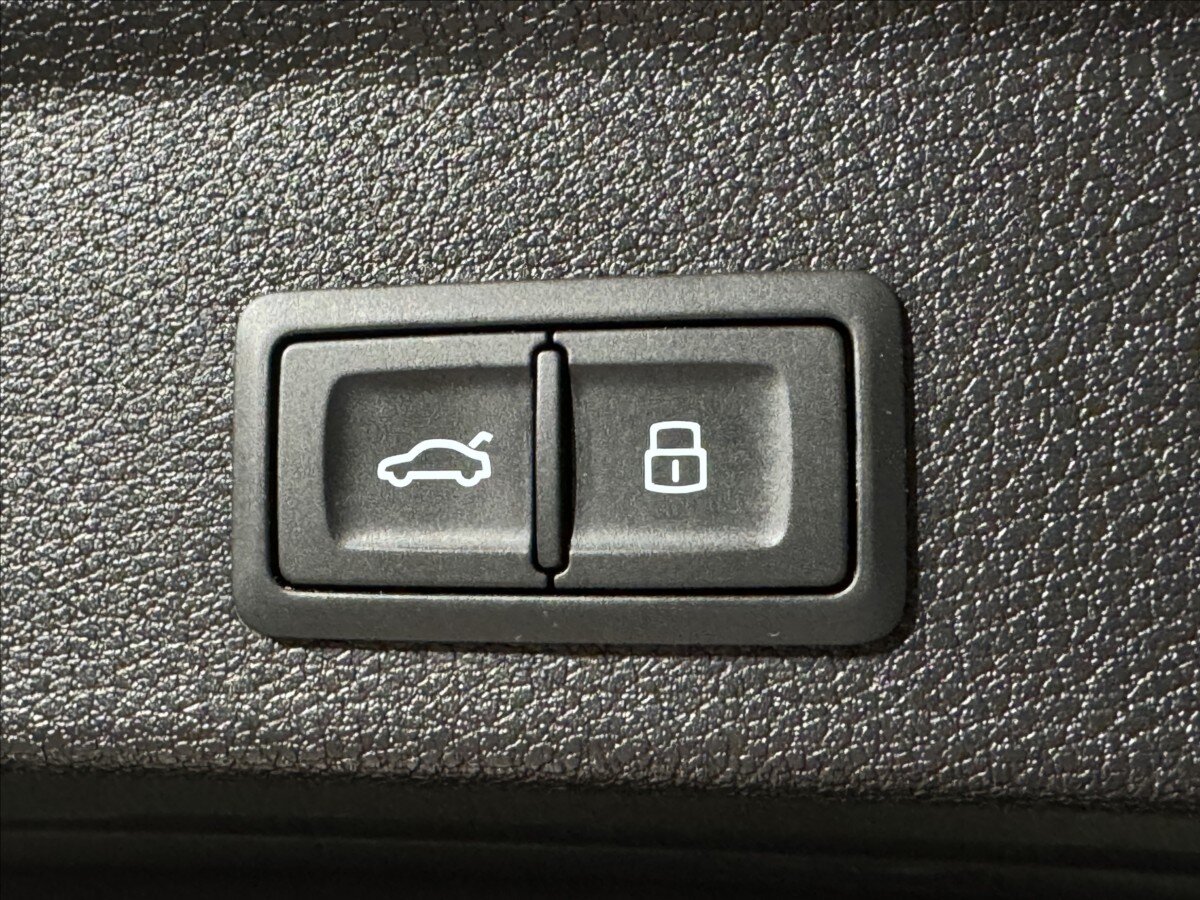 Audi Q3 SUV 2,0 l 140 kw