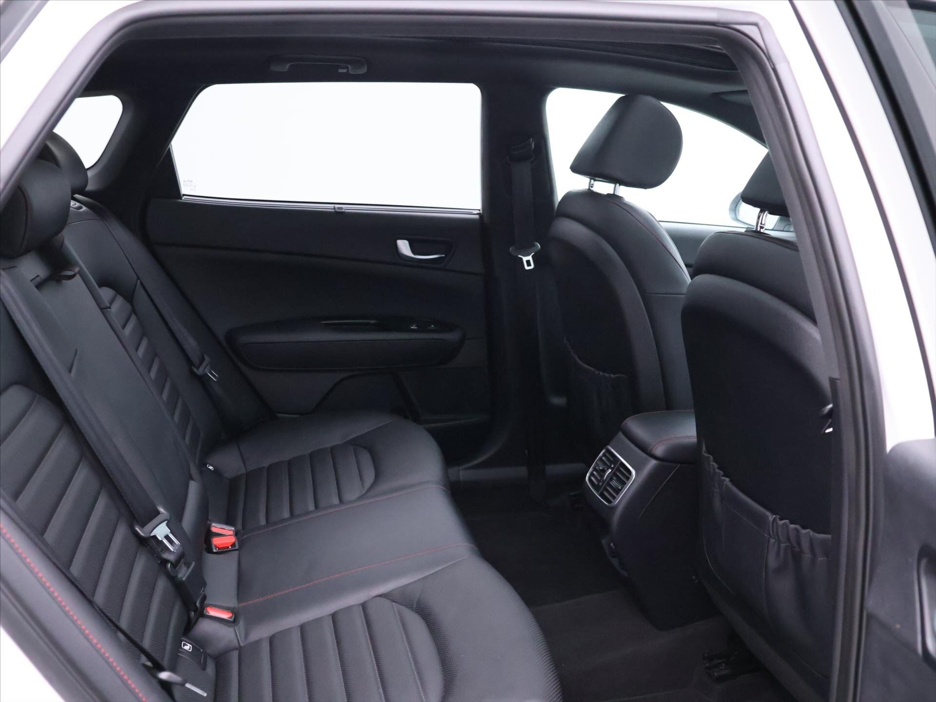 KIA Optima Kombi 2,0 l 175 kw