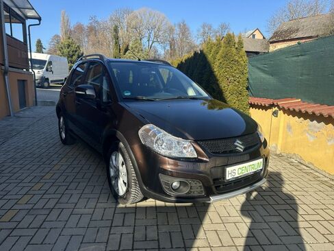 Suzuki SX4
