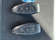 Ford Kuga SUV 1,6 l 134 kw