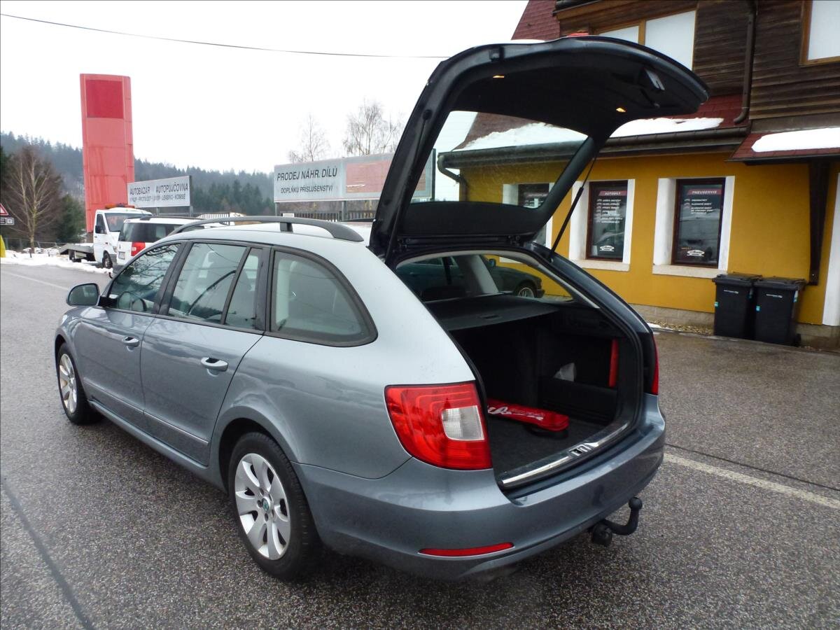 Škoda Superb Kombi 1,6 l 77 kw