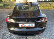 Tesla Model 3 Sedan / Limuzína 0,0 239 kw