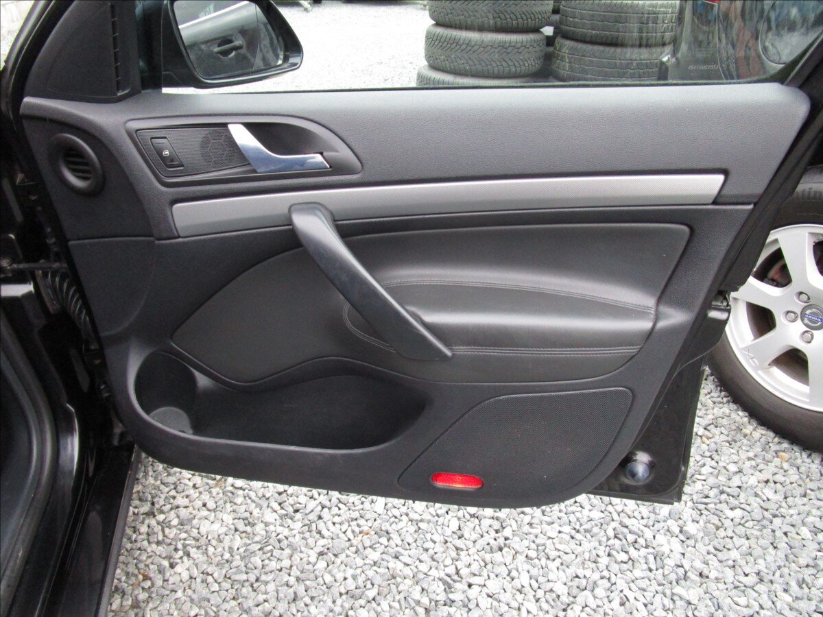 Škoda Octavia Kombi 2,0 l 103 kw