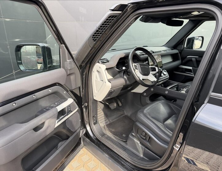 Land Rover Defender SUV / Terénní 3,0 l 221 kw
