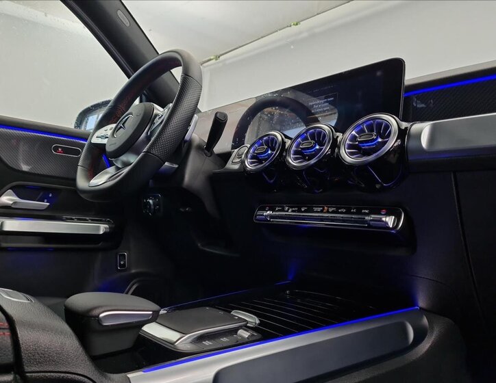 Mercedes-Benz GLB SUV 1,3 l 120 kw