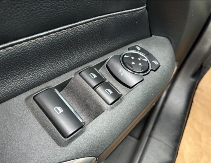 Ford Mustang Kabriolet 5,0 l 310 kw