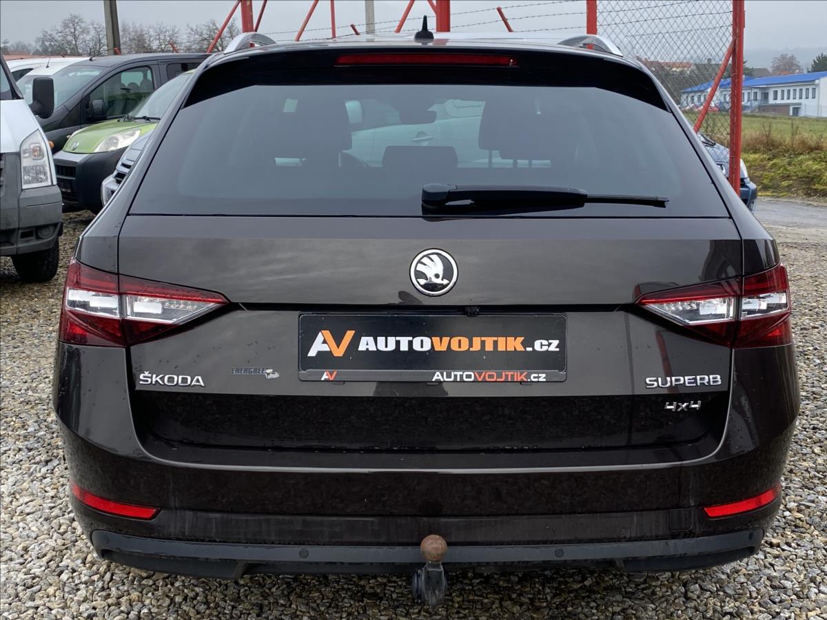 Škoda Superb