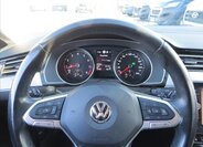 Volkswagen Passat Kombi 1,5 l 110 kw