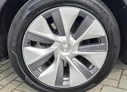 Tesla Model Y SUV / Terénní 0,0 378 kw
