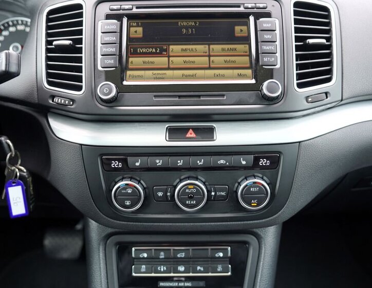 Volkswagen Sharan MPV 2,0 l 130 kw