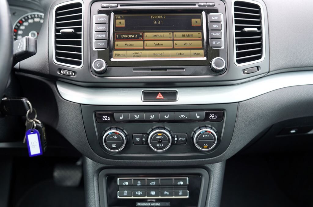 Volkswagen Sharan MPV 2,0 l 130 kw