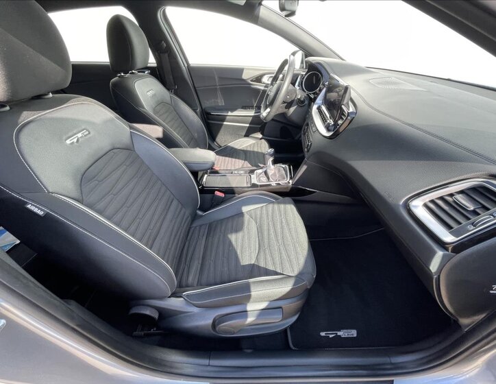 KIA ProCeed Hatchback 1,5 l 118 kw