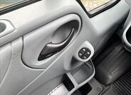 Ford Transit 19