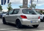 Peugeot 307 Hatchback 1,4 l 65 kw