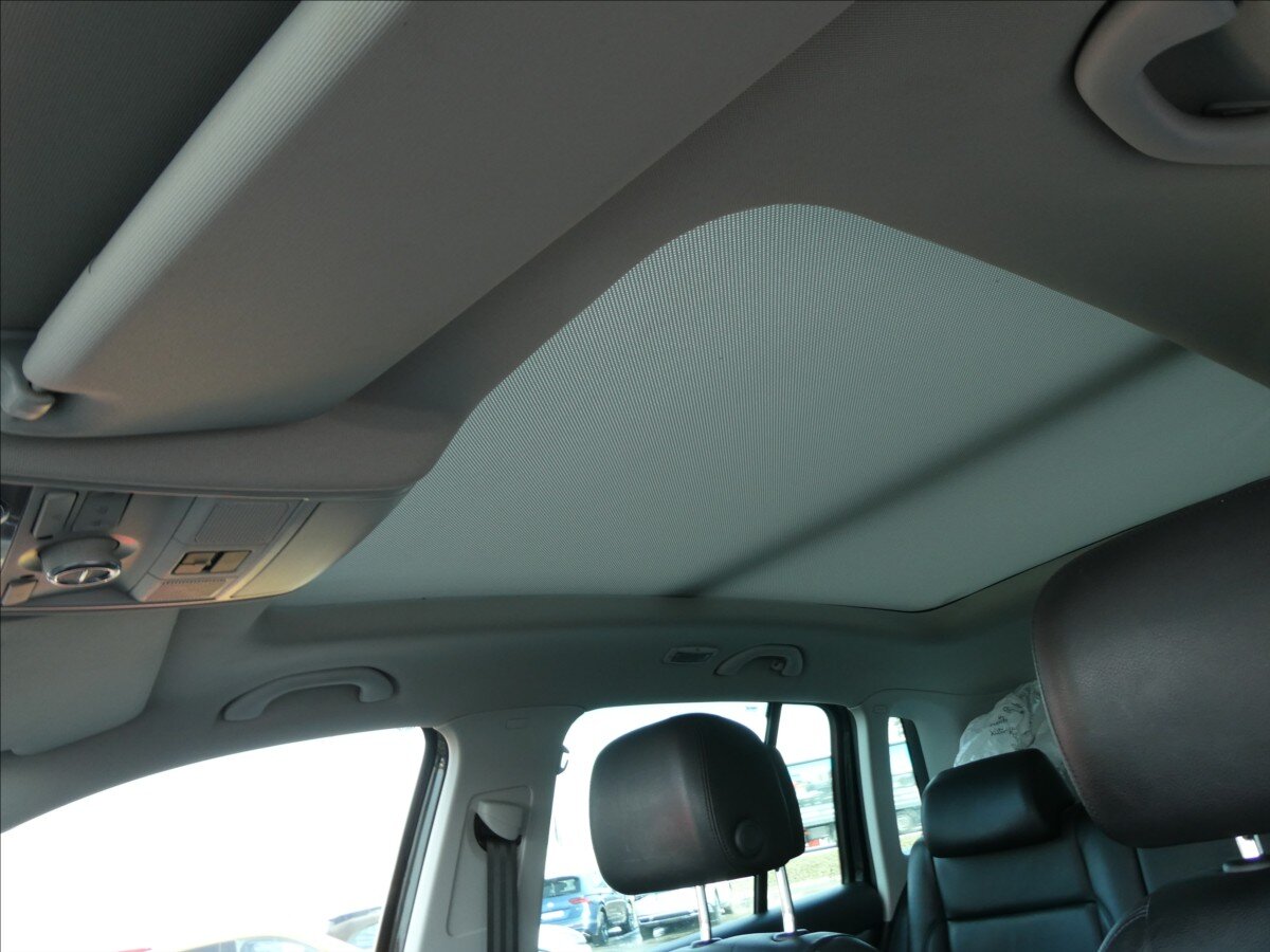 Volkswagen Tiguan SUV 2,0 l 103 kw