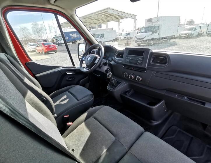 Renault Master 8