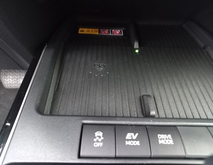 Toyota Corolla Cross CUV 1,8 l 103 kw