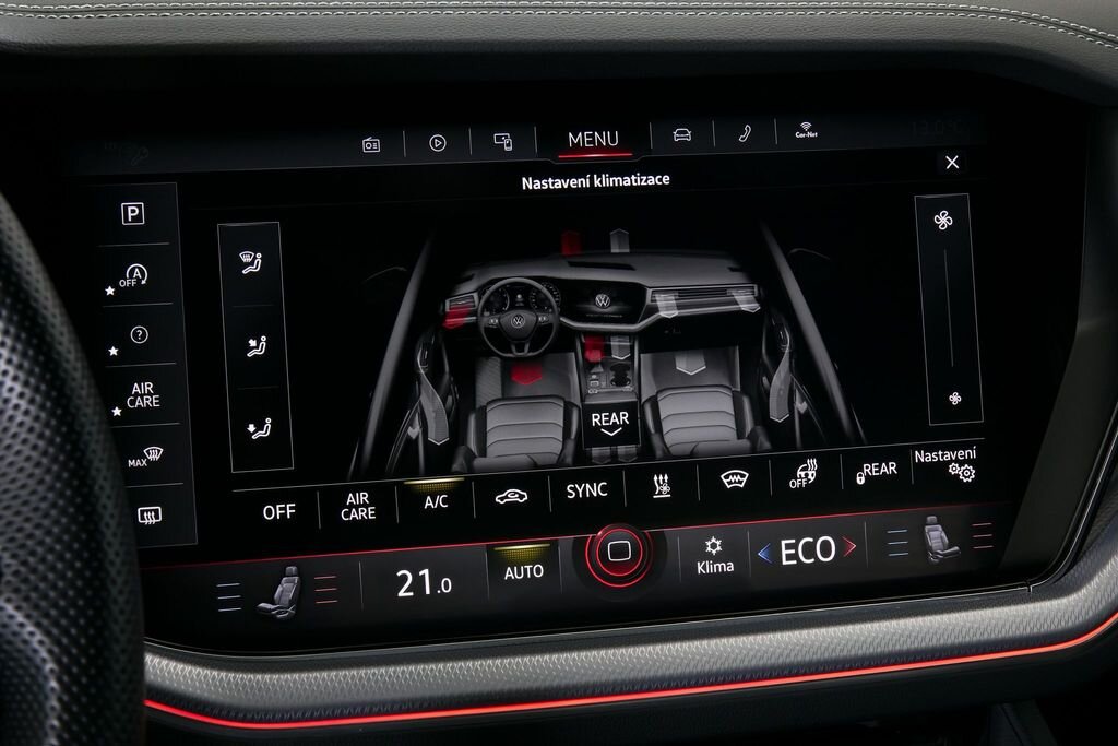 Volkswagen Touareg SUV / Terénní 3,0 l 210 kw