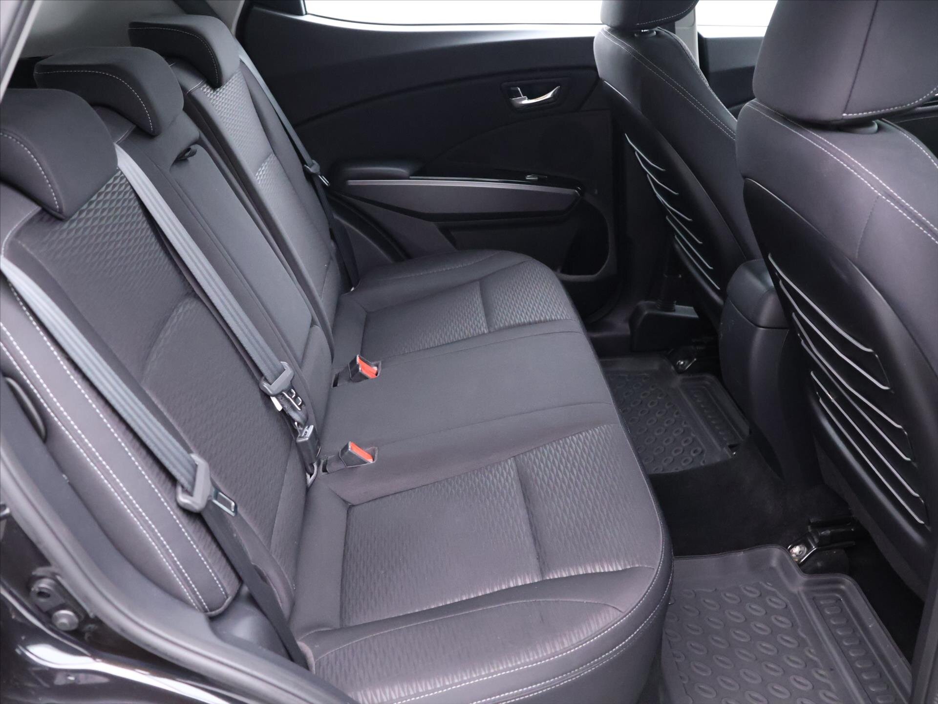 SsangYong XLV SUV 1,6 l 85 kw