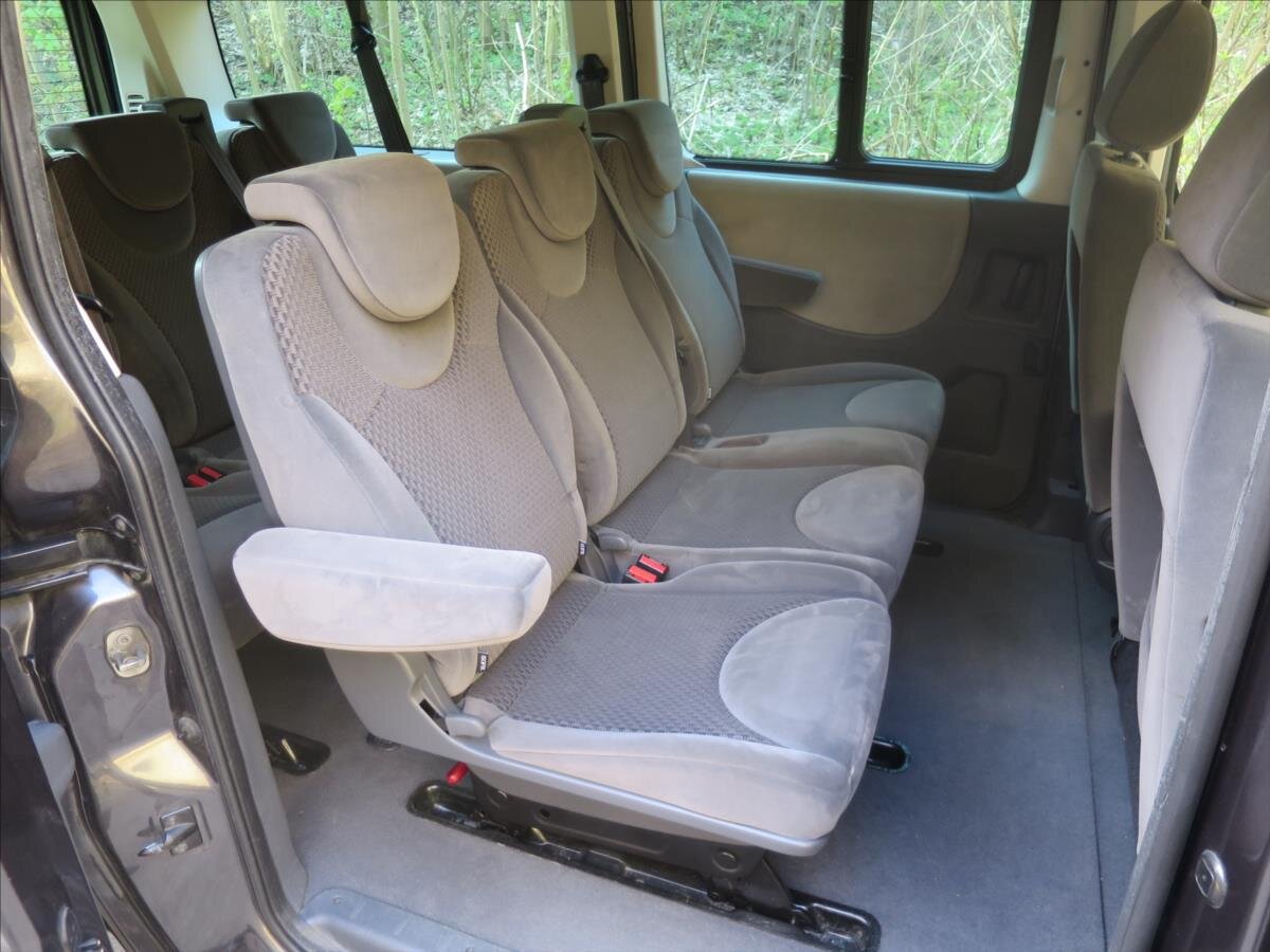 Citroën Jumpy Kombi 2,0 l 120 kw