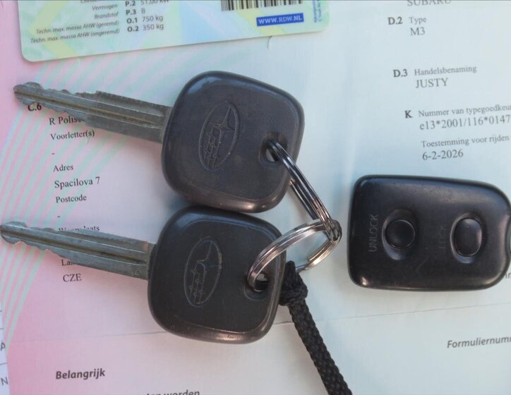 Subaru Justy Hatchback 998,0 51 kw