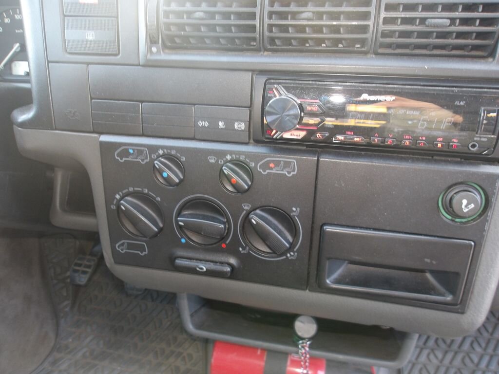 Volkswagen Multivan VAN / Minibus 2,5 l 75 kw