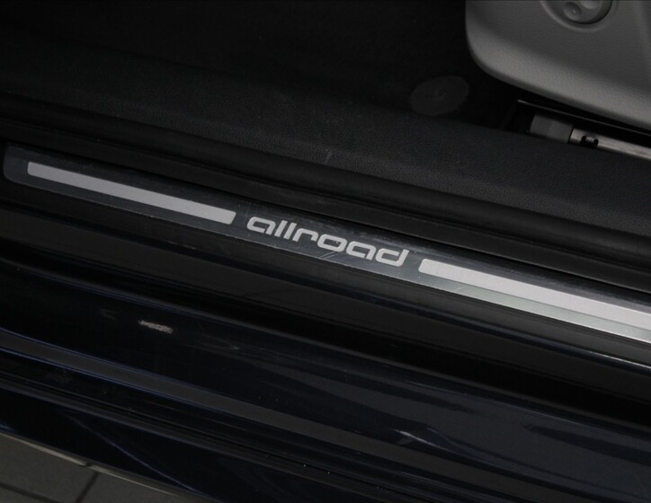 Audi A4 Allroad 24