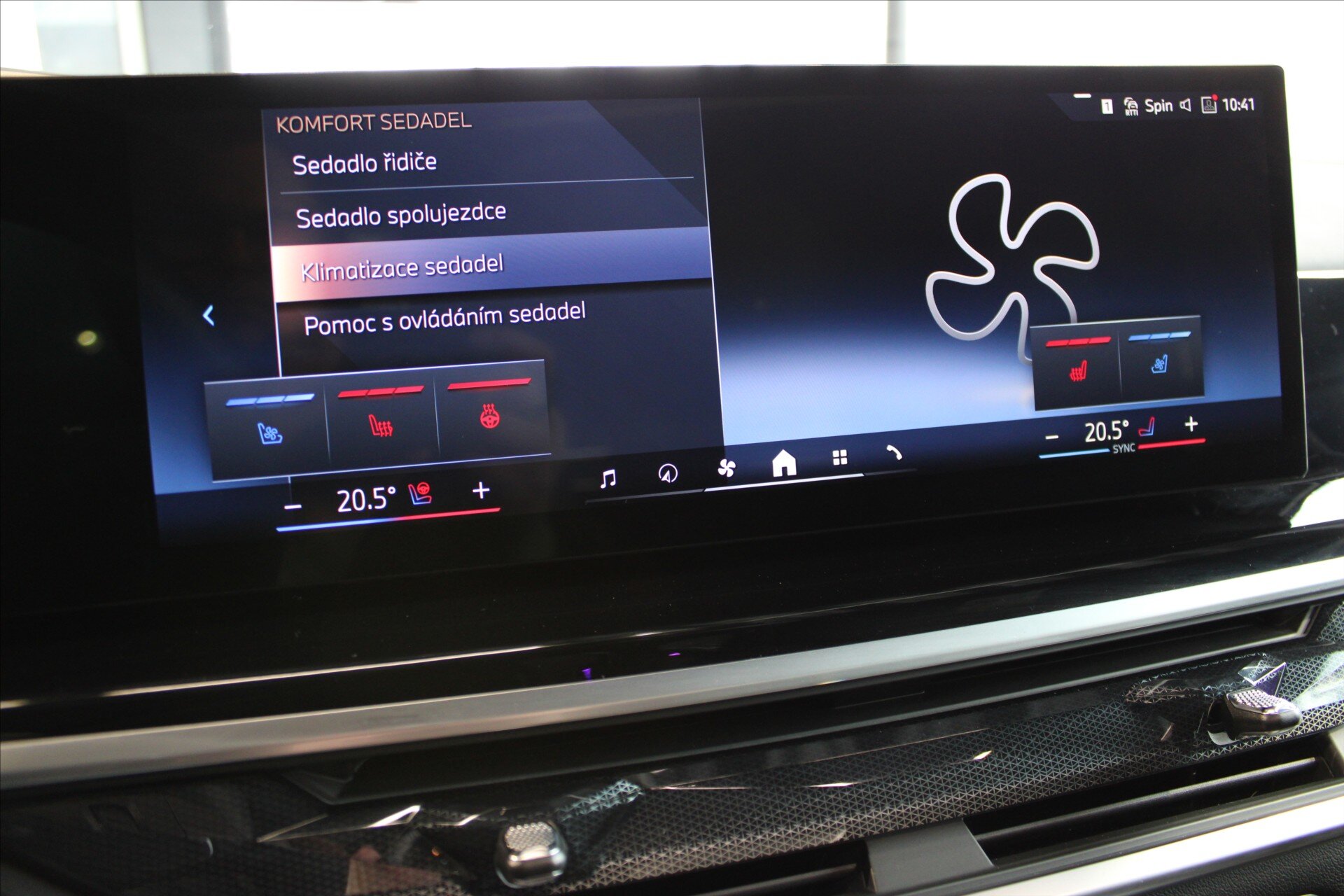 BMW X5 SUV / Terénní 3,0 l 210 kw