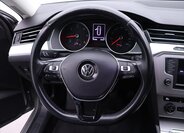 Volkswagen Passat Kombi 1,6 l 88 kw