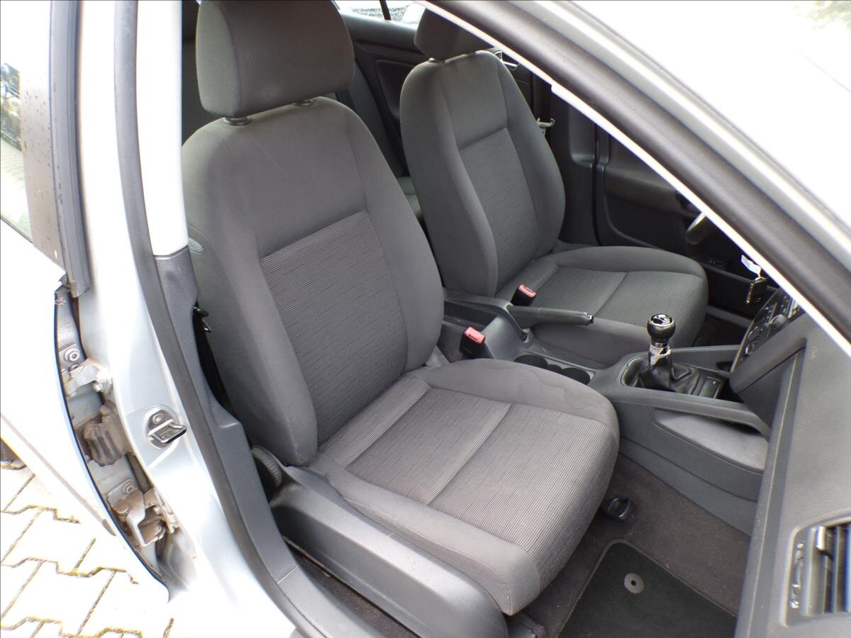 Volkswagen Golf Hatchback 1,6 l 85 kw