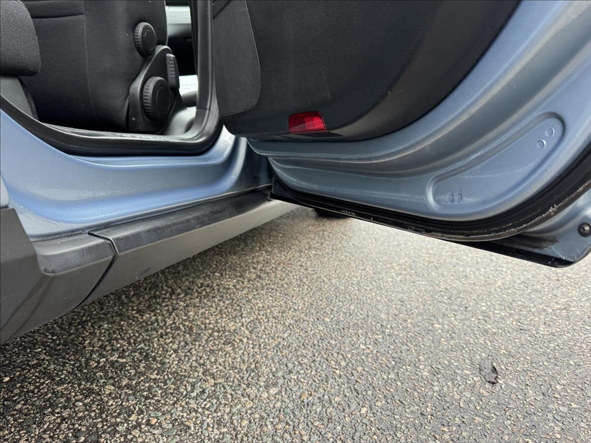 Volkswagen Passat Kombi 2,0 l 103 kw