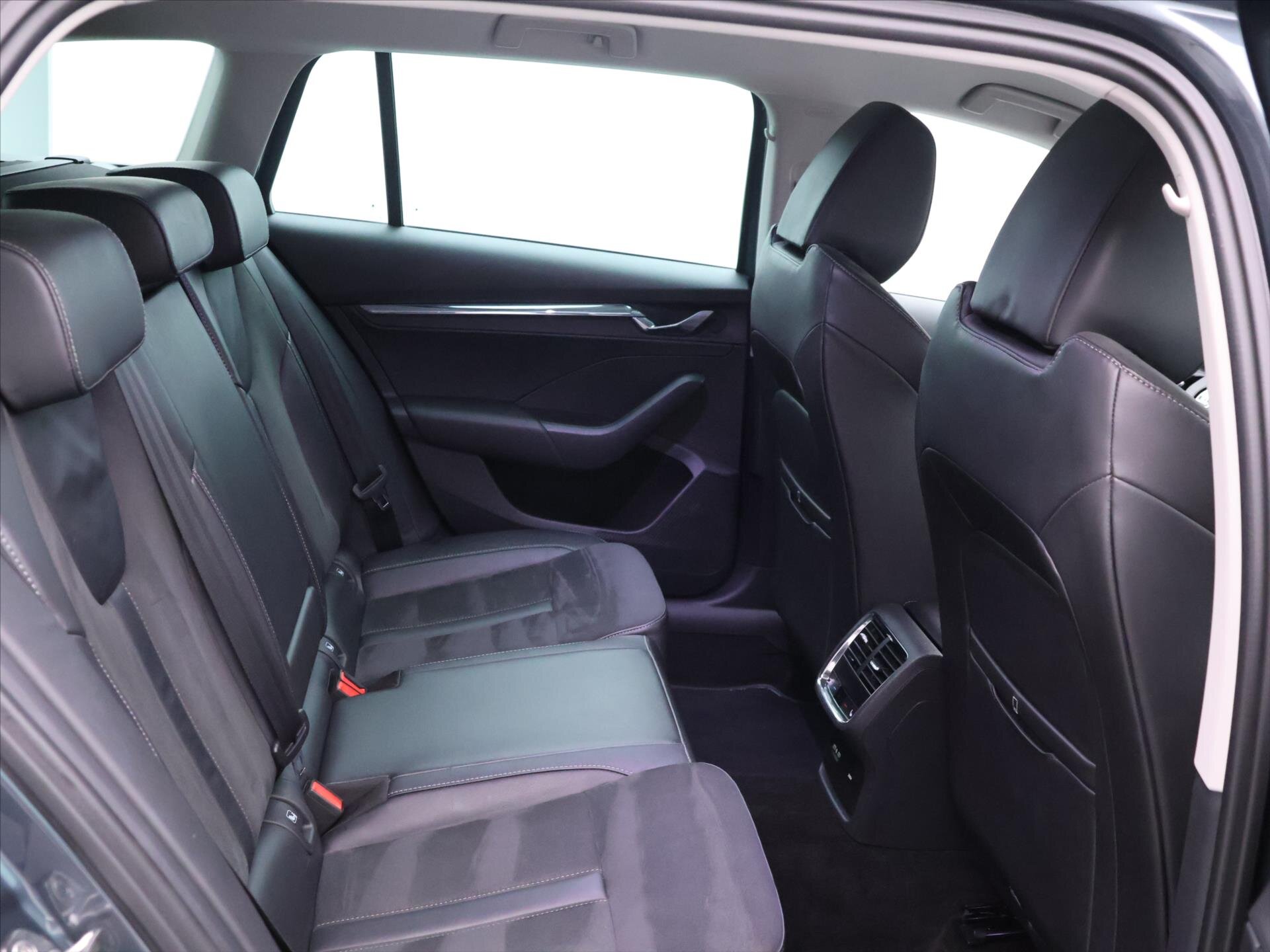 Škoda Octavia Kombi 999,0 81 kw