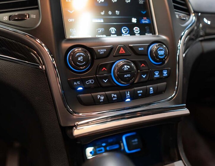 Jeep Grand Cherokee 24