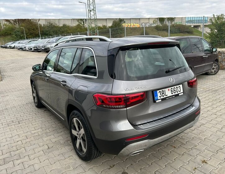Mercedes-Benz GLB SUV 2,0 l 110 kw