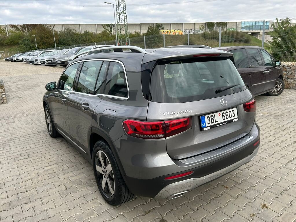 Mercedes-Benz GLB SUV 2,0 l 110 kw