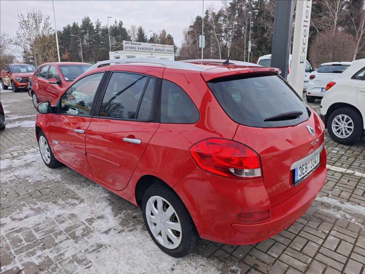 Renault Clio Kombi 1,1 l 55 kw