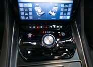 Jeep Grand Wagoneer SUV / Terénní 6,4 l 351 kw