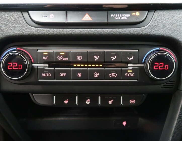 KIA ProCeed Kombi 1,6 l 150 kw