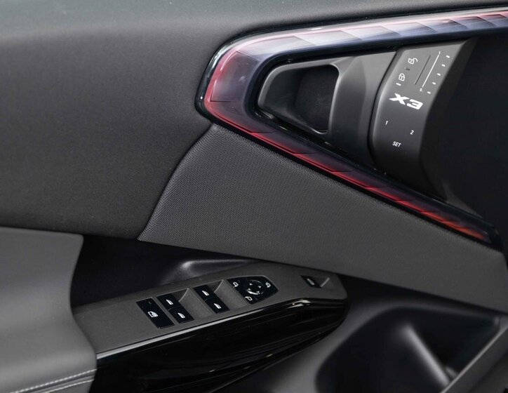 BMW X3 SUV 3,0 l 293 kw